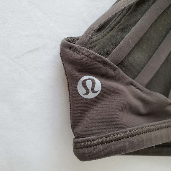 🌞 Lululemon strappy sports bra in olive green 🖤 - Picture 4 of 4